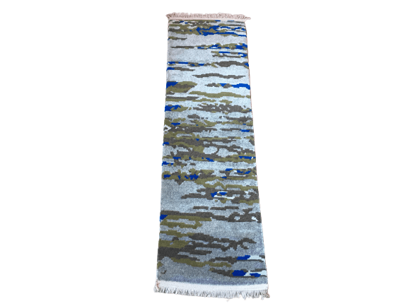 RH42 Silver Grey Color 47 Cm x 152 Cm (1.54 Ft x 4.99 Ft) 60 Knots Handknotted Woolen Nepali Carpet