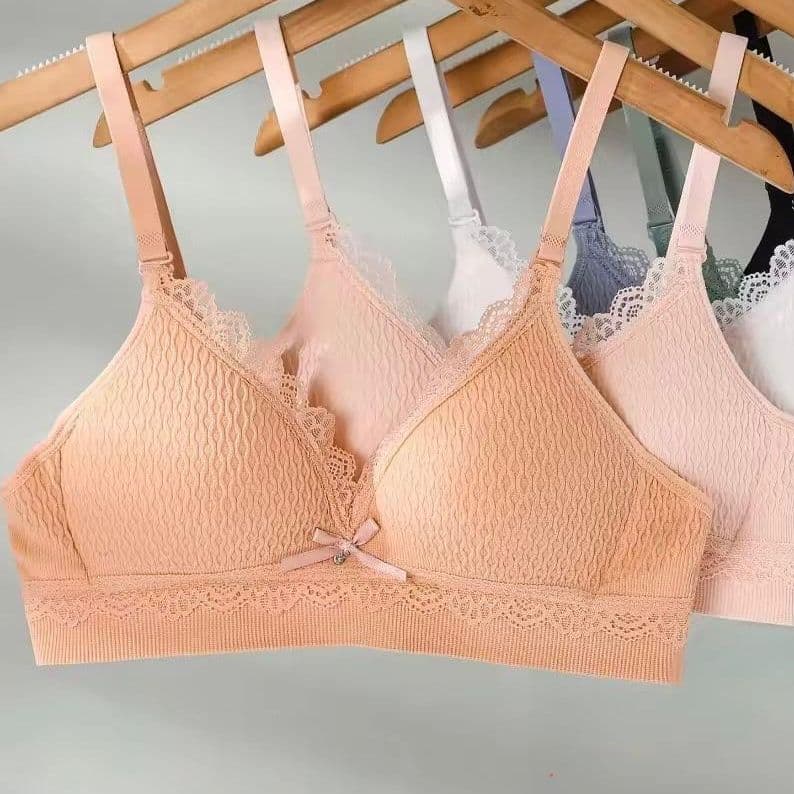 Push Up Bra Seamless Wireless Women 32B- 36B/Small Size