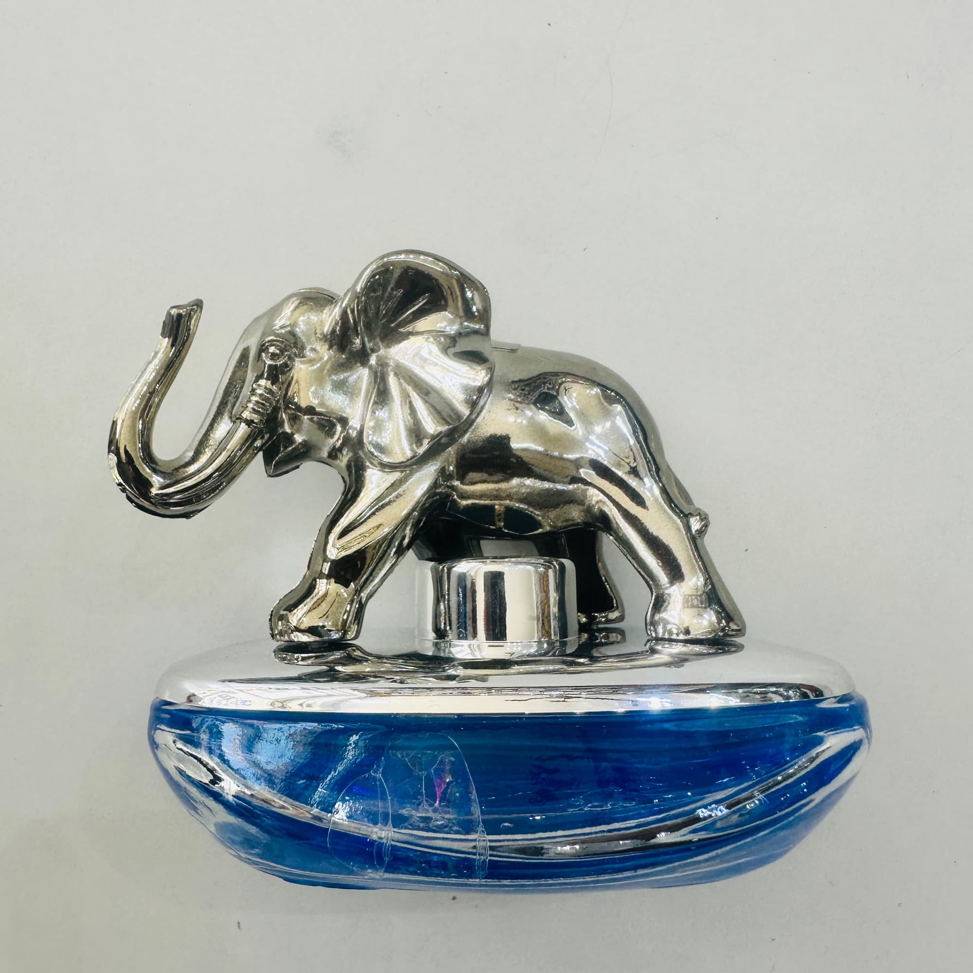 Crome Finish Elephant Design Show Perfume For Car