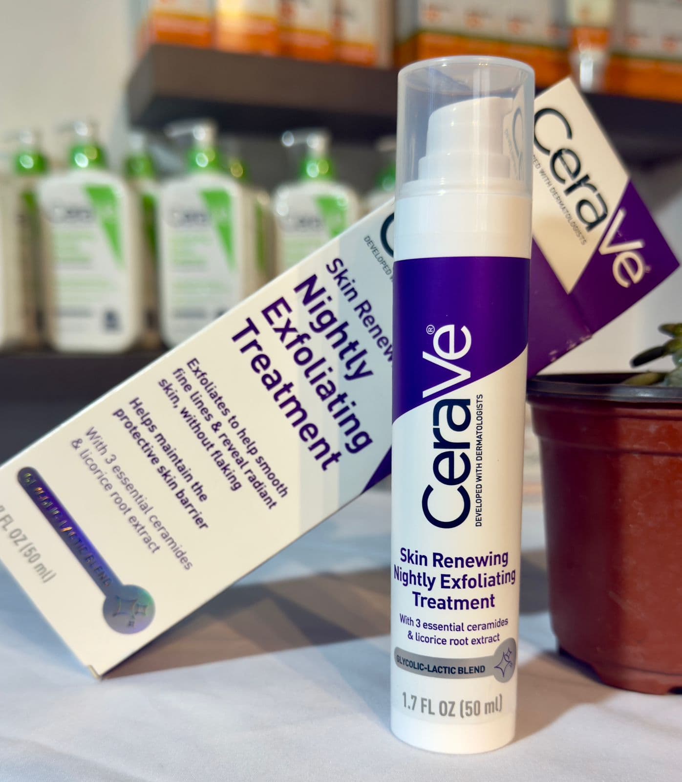 CeraVe Skin Renewing Nightly Exfoliating Treatment - 30ml - Made In USA
