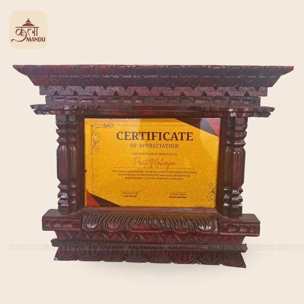 Wooden Photo Frame – Traditional Picture Decor 13×18 Cm